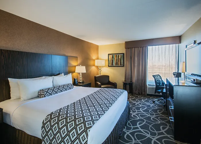 Crowne Plaza Newark Airport By Ihg Hotel Elizabeth